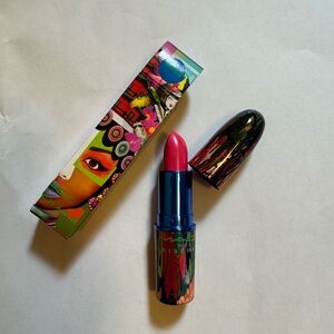 MAC Cosmetics LE Chris Chang LE in Dddevilish